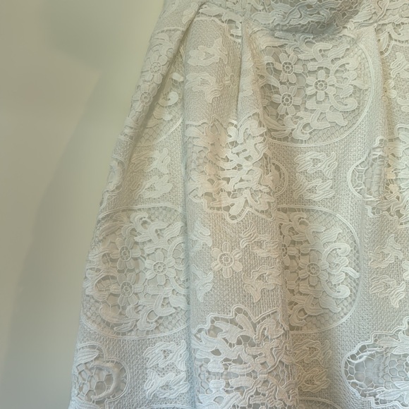 Used white fit and flare - Picture 3 of 6